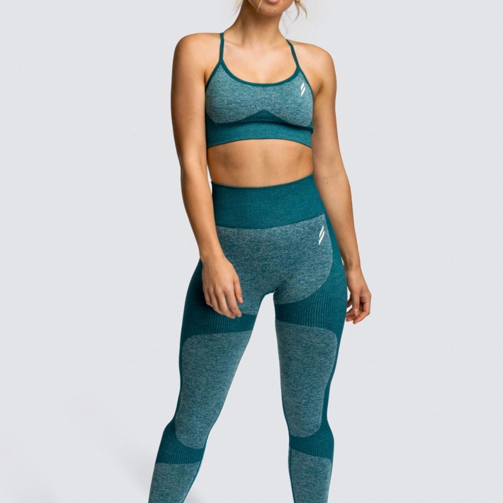 BRAND NEW SET!! DoYouEven Set